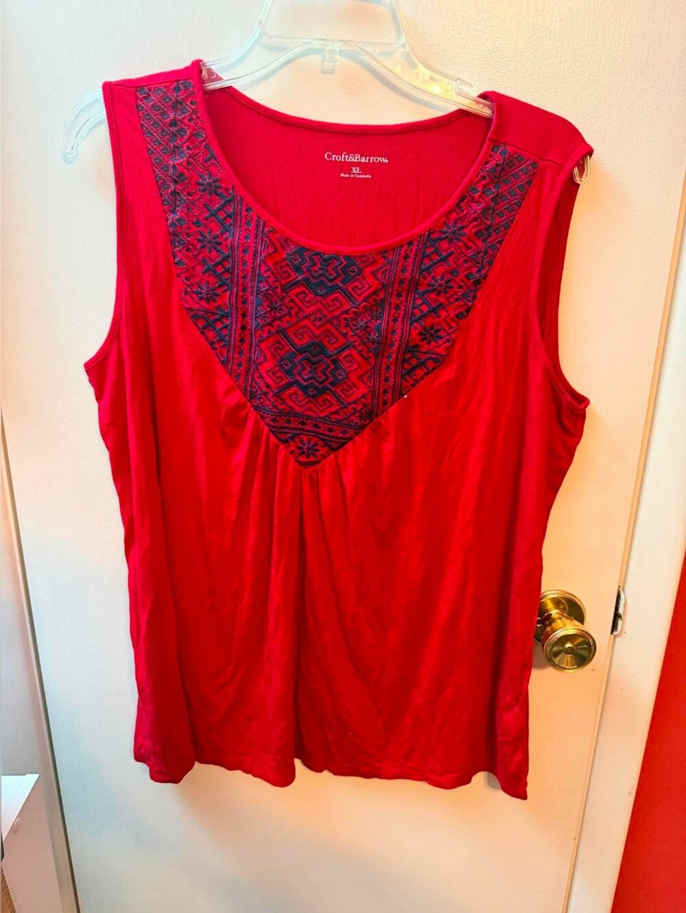 Croft & Barrow Sleeveless Embroidered Top